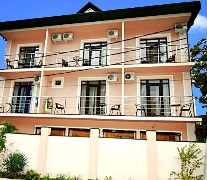 Солнечный Sunny hotel